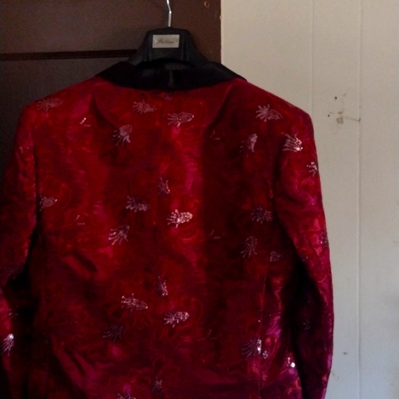 Red Blazer - Picture 4 of 4
